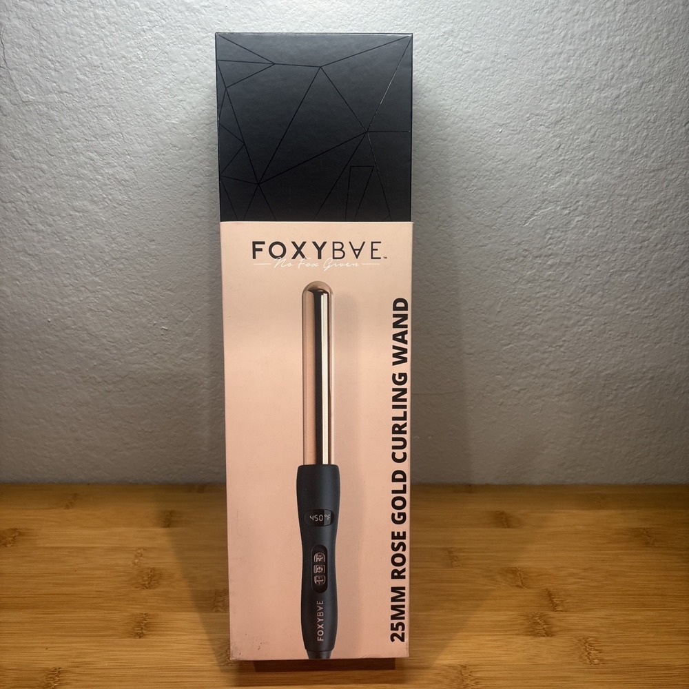FoxyBae No Fox Given‎ Wanderlux 25 mm Rose Gold Curling Wand. HASB-25 ROSE.